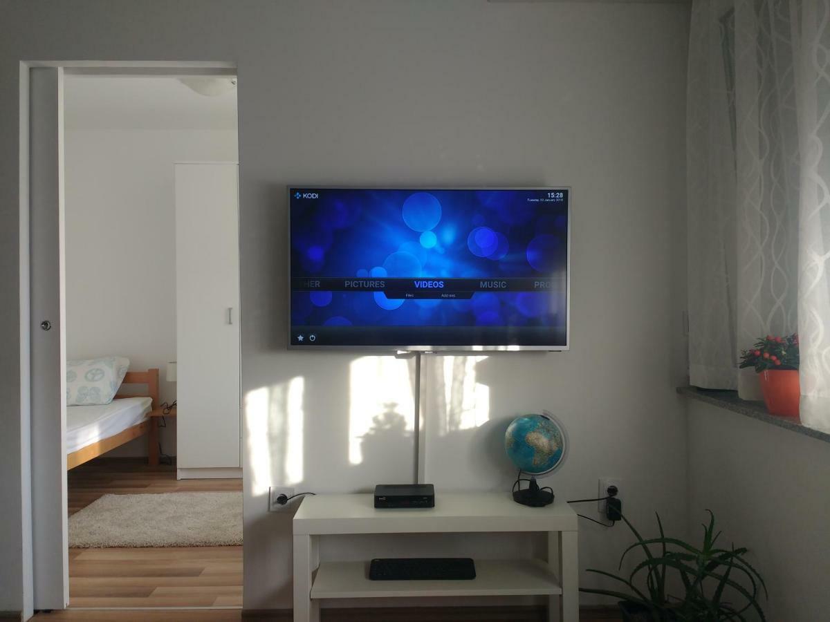 Meridian Apartment , 300M To Bus Terminal, Fast Wifi & Airport Transf Zagrzeb Zewnętrze zdjęcie