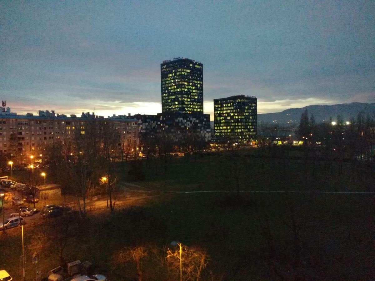 Meridian Apartment , 300M To Bus Terminal, Fast Wifi & Airport Transf Zagrzeb Zewnętrze zdjęcie