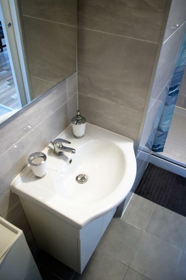 Meridian Apartment , 300M To Bus Terminal, Fast Wifi & Airport Transf Zagrzeb Zewnętrze zdjęcie