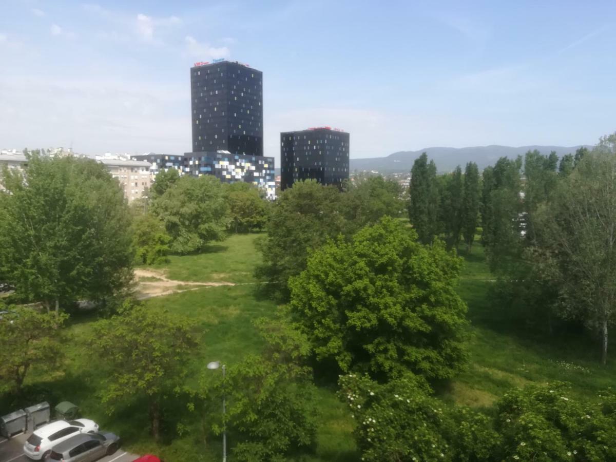 Meridian Apartment , 300M To Bus Terminal, Fast Wifi & Airport Transf Zagrzeb Zewnętrze zdjęcie